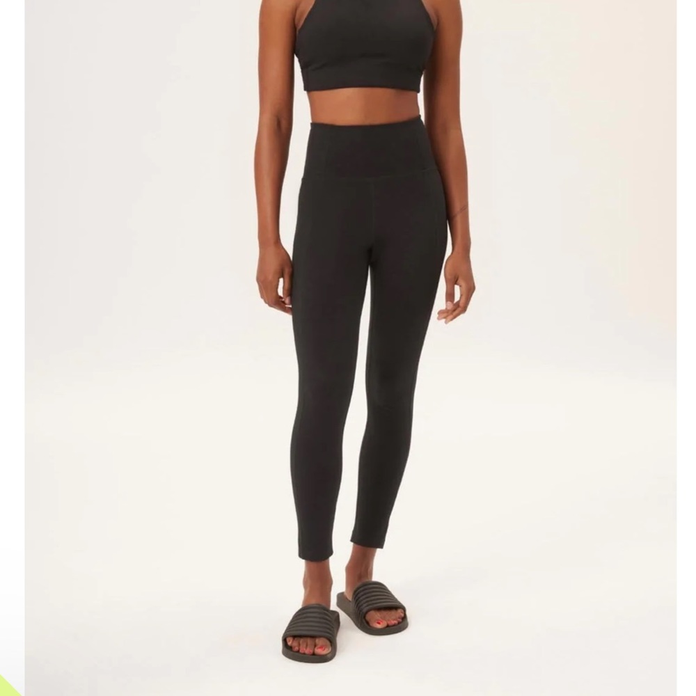 Girlfriend Collective Black Compressive High-Rise Legging!